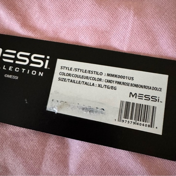 Messi authentic logo soccer player pink Tshirt size XL NWT - Picture 8 of 8